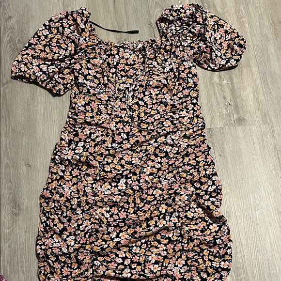 Floral Puff Sleeve Dress - Picture 1 of 3